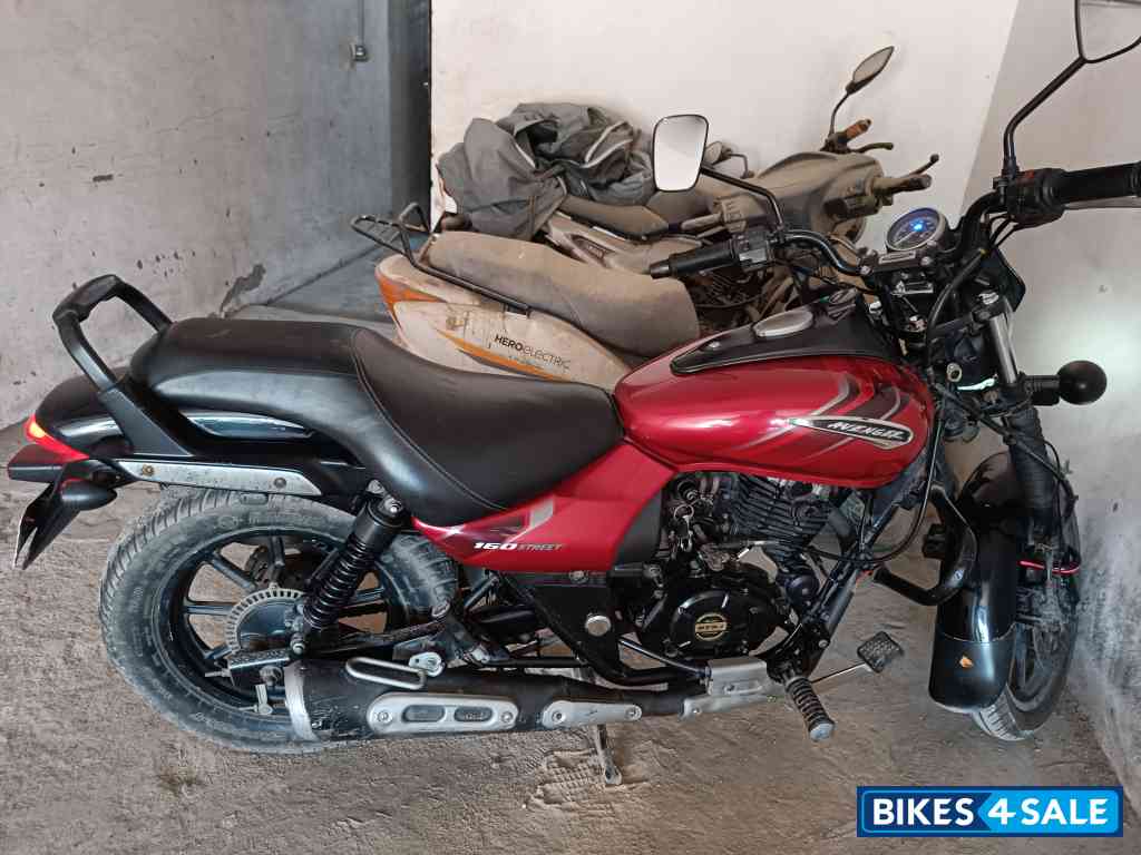 Spicy Red Bajaj Avenger Street 160