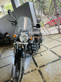 Royal Enfield Meteor 350 Supernova
