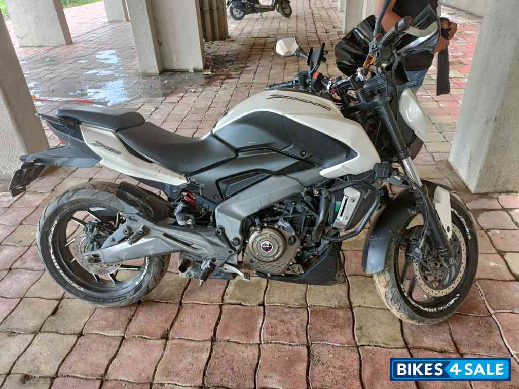 Bajaj Dominar 400