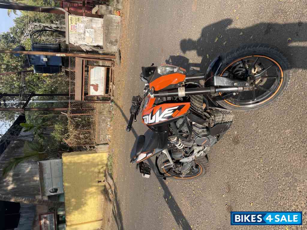 KTM Duke 200