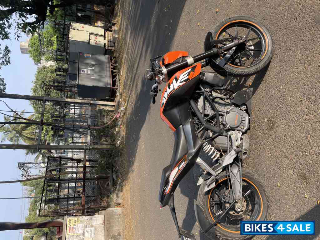 KTM Duke 200