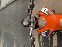 KTM Duke 200