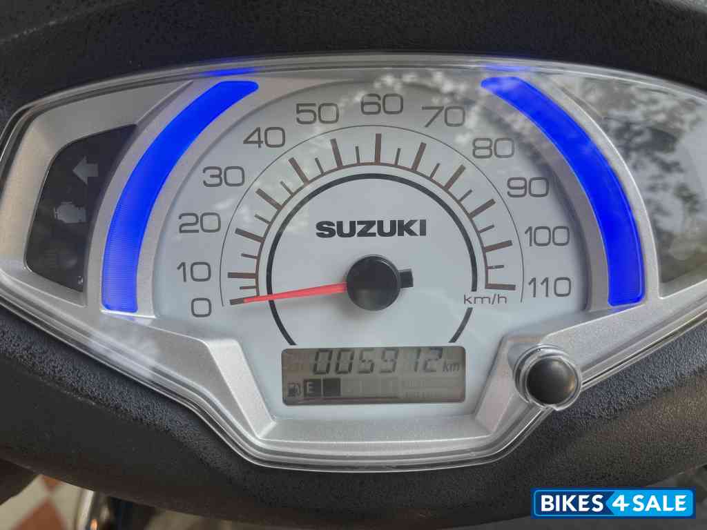 Blue Suzuki Access 125 BS6