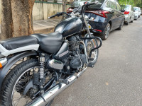 Black Royal Enfield Thunderbird 350