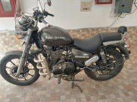 Lightning Royal Enfield Thunderbird 500