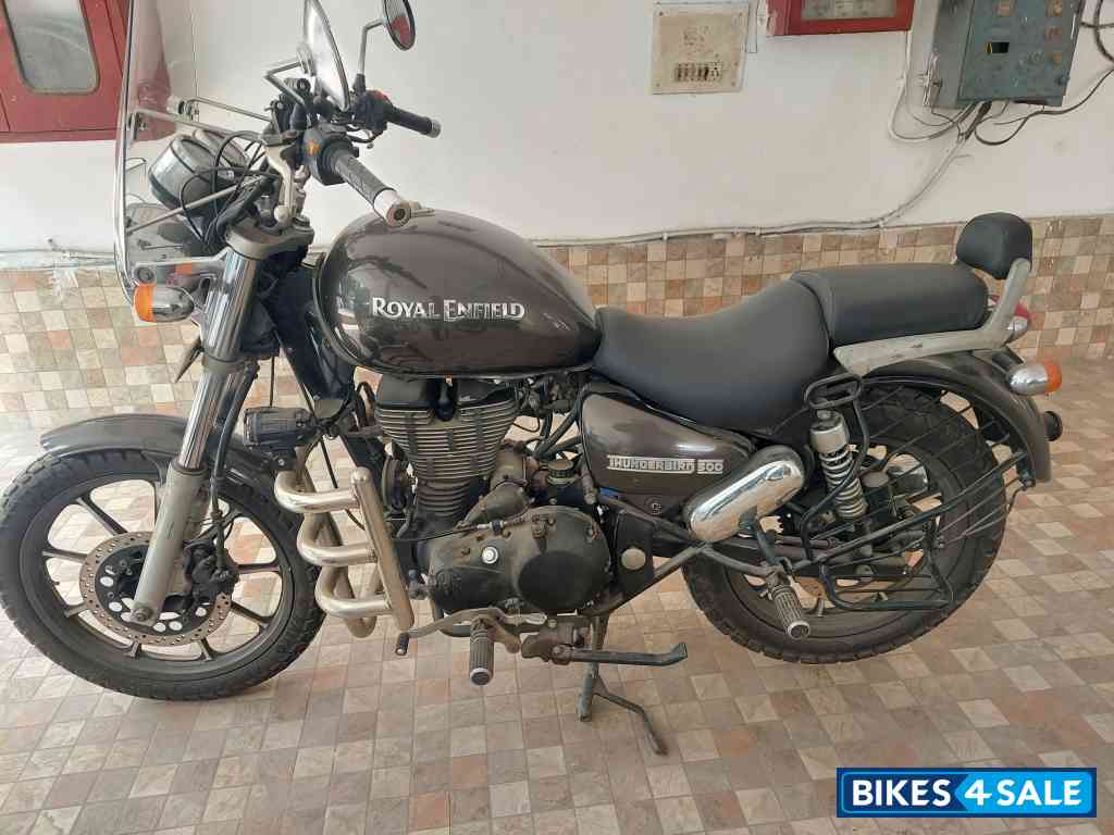 Lightning Royal Enfield Thunderbird 500