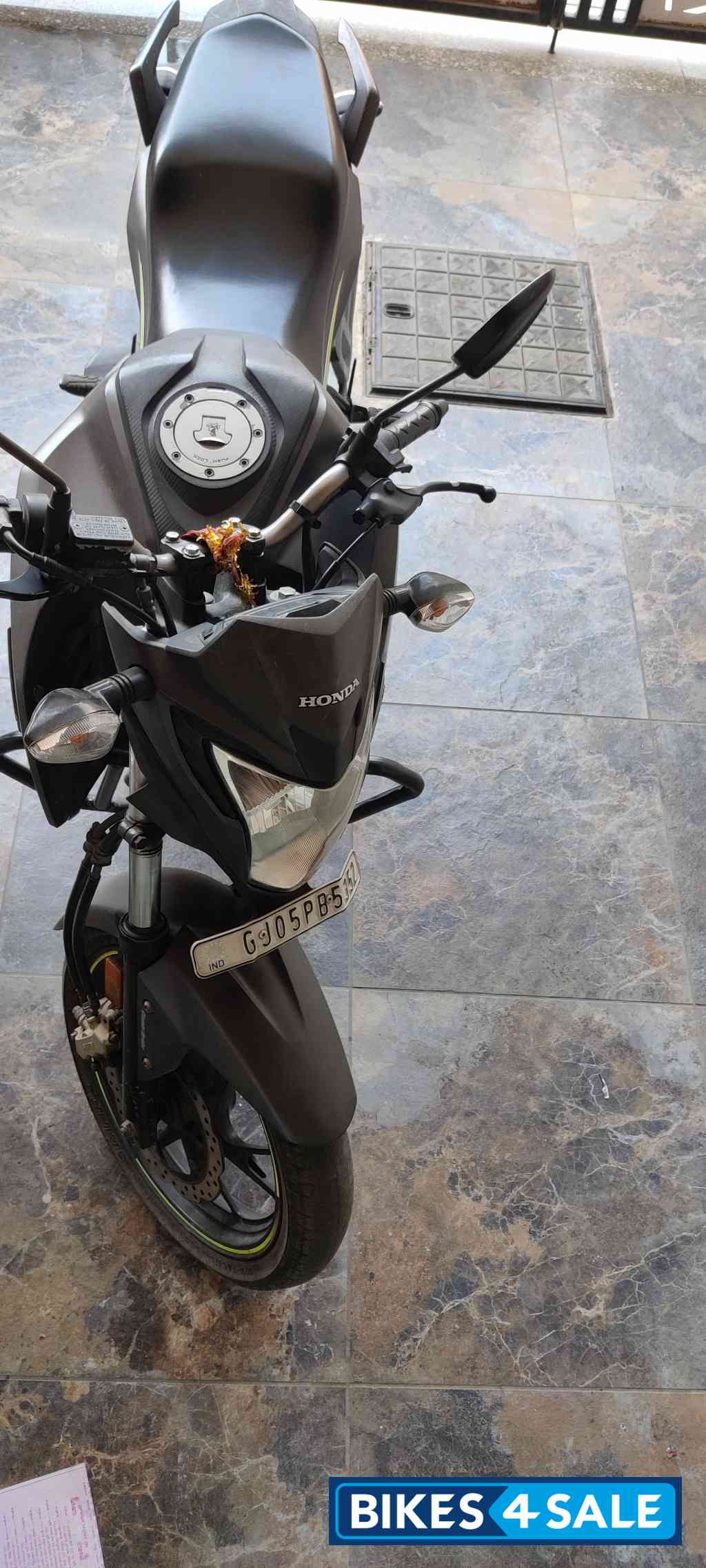 Honda CB Hornet 160R