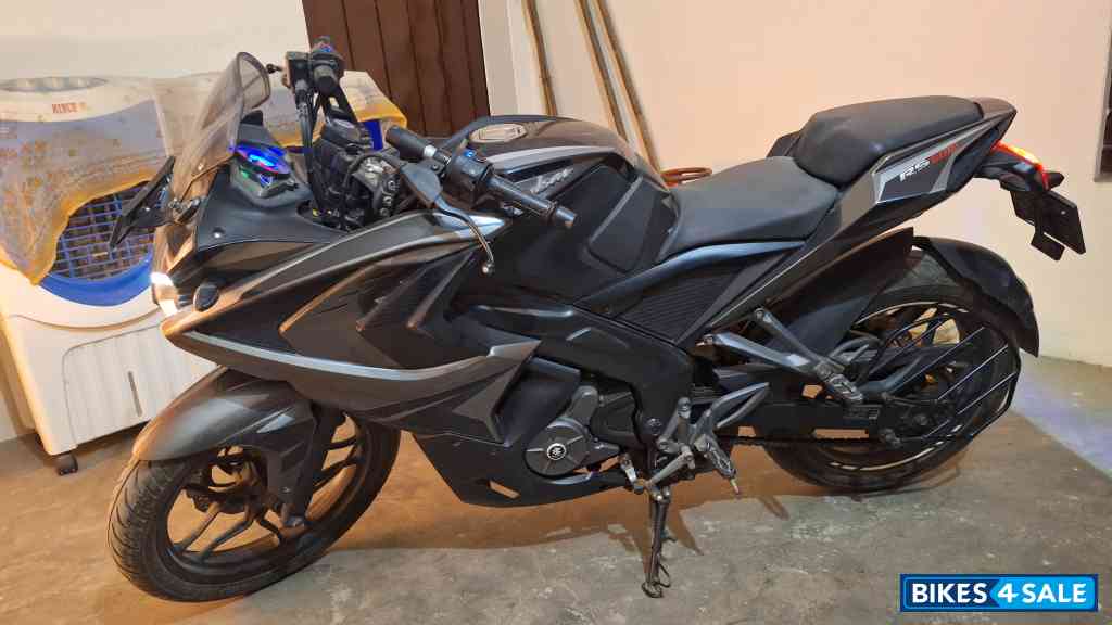 Black Grey Bajaj Pulsar RS 200