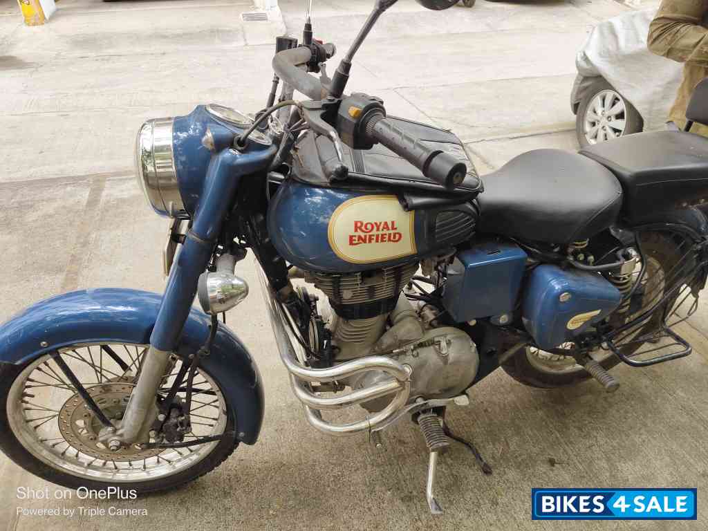 Lagoon Royal Enfield Bullet Standard 350