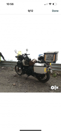 Snow Whit Royal Enfield Himalayan BS VI