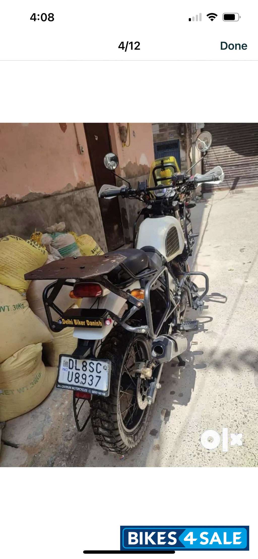 Snow Whit Royal Enfield Himalayan BS VI