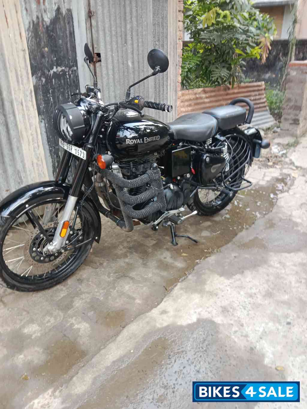 Black Royal Enfield Classic 350 Single Channel BS6