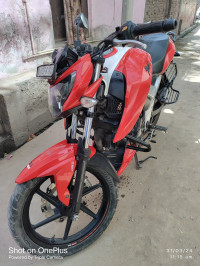 Red TVS Apache RTR 160 4V