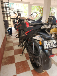 Black TVS Apache RTR 200 4V Race Edition 2.0