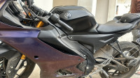 Yamaha R15 V4