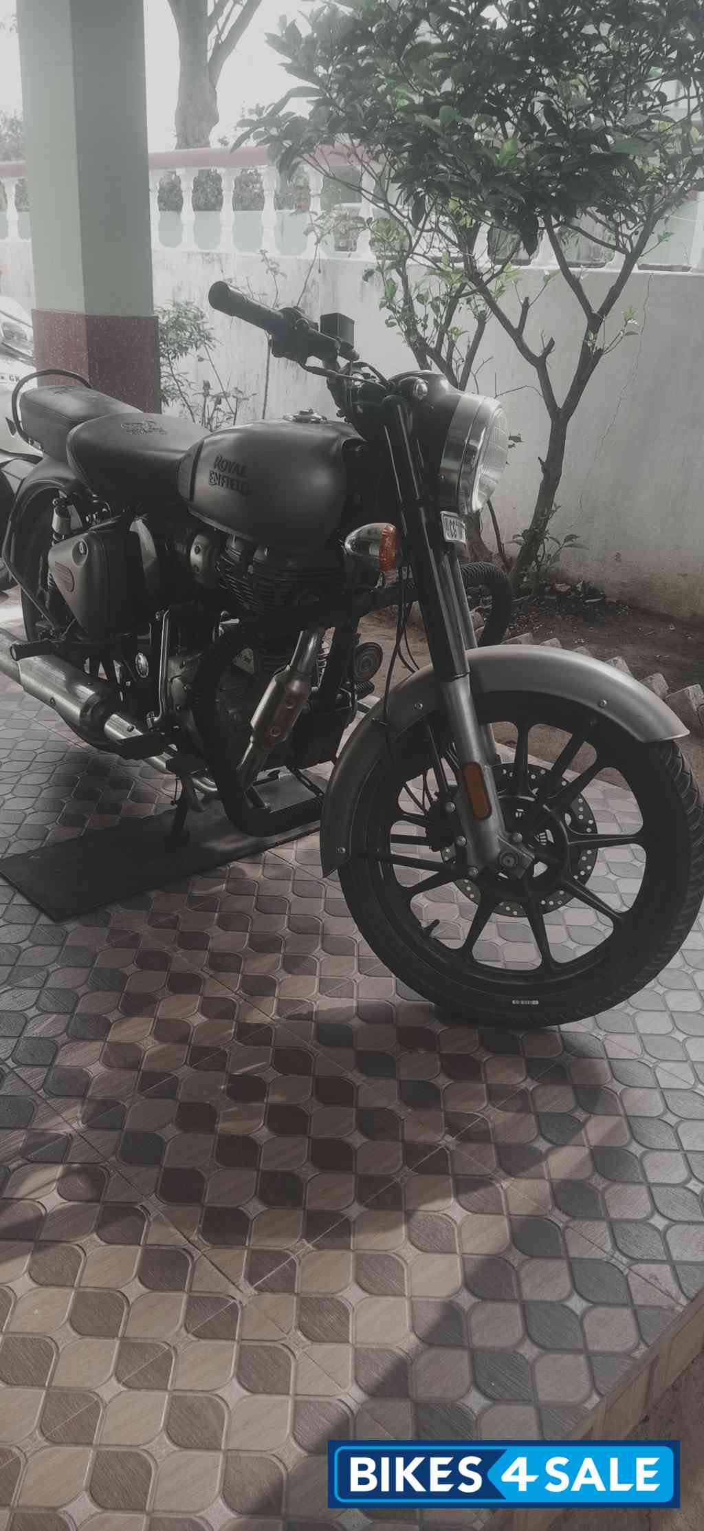 Royal Enfield Classic 350 Dual Channel BS6