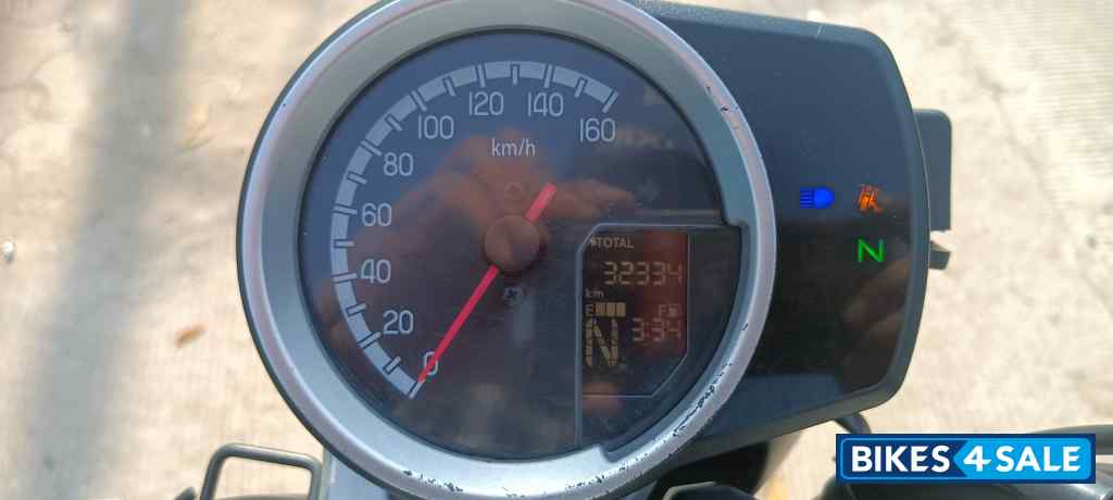 Pearl Black Honda CB350 DLX Pro