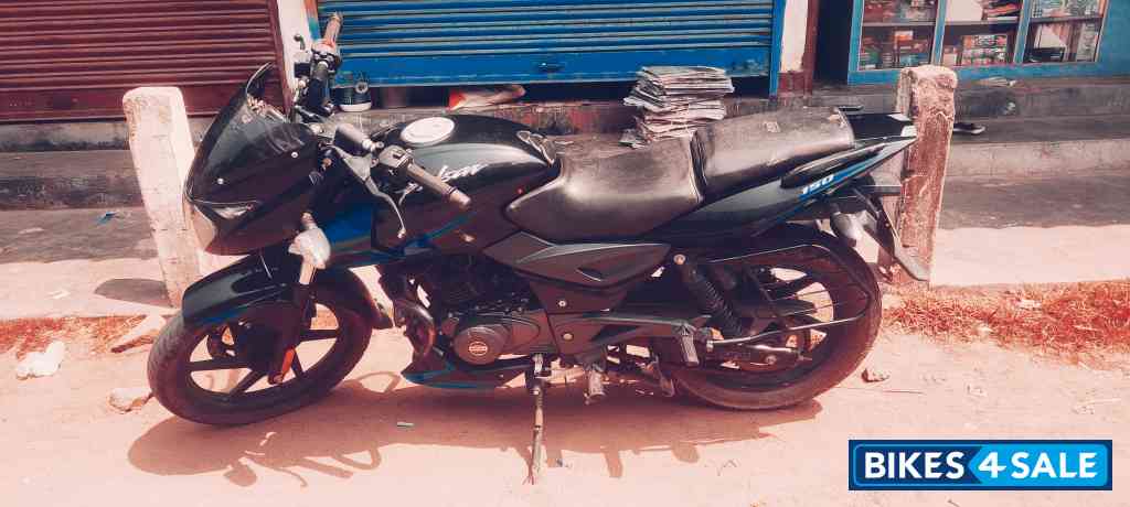 Bajaj Pulsar 150 Twin Disc BS6