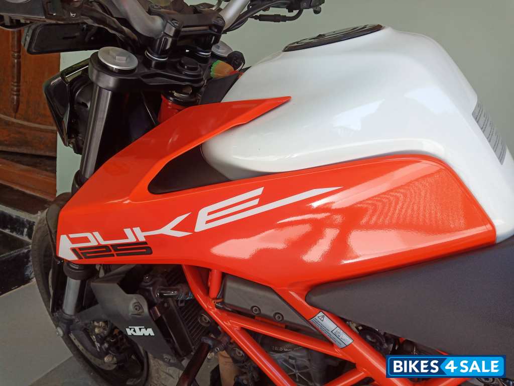 KTM Duke 125