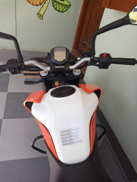 KTM Duke 125