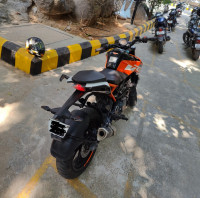 Orange KTM Duke 250