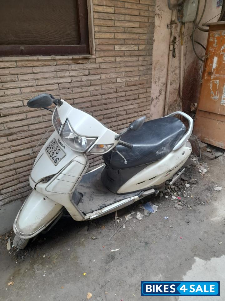 Honda Activa DLX Limited Edition