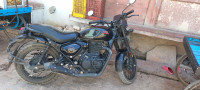 Black Royal Enfield Hunter 350 Metro