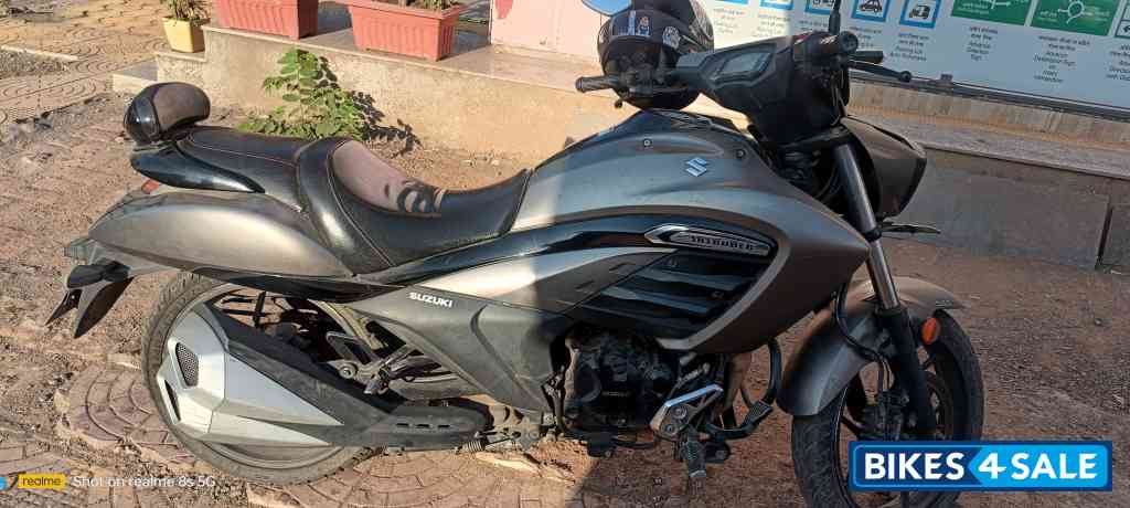 Suzuki Intruder 150 FI
