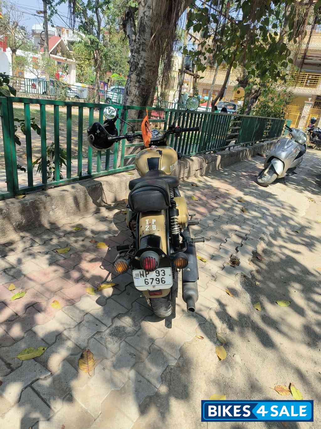 Royal Enfield Classic Signals Stormrider Sand