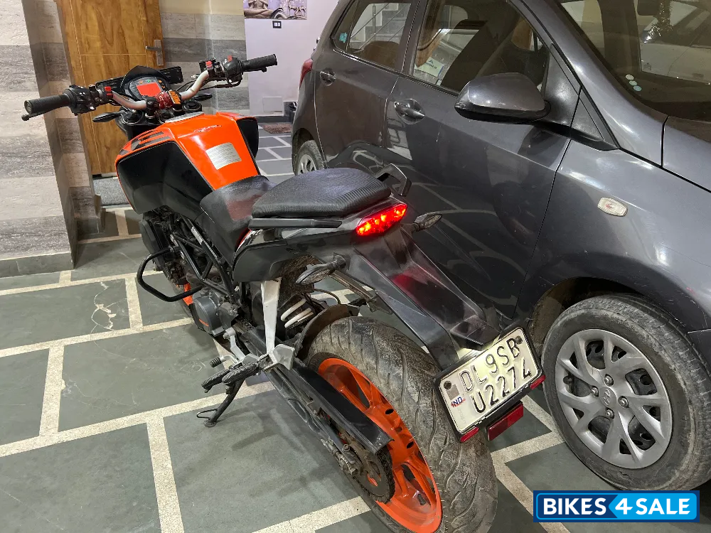 KTM Duke 125