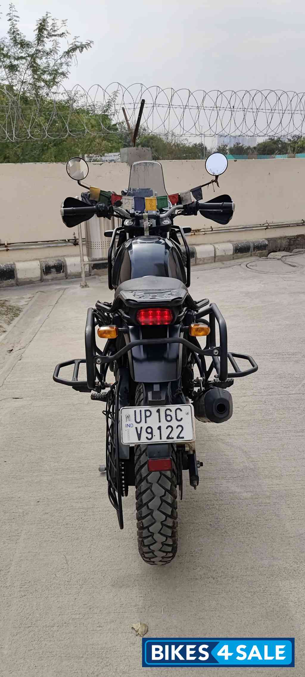 Granite Black Royal Enfield Himalayan BS VI