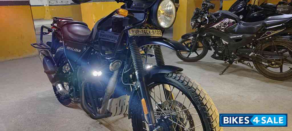 Granite Black Royal Enfield Himalayan BS VI