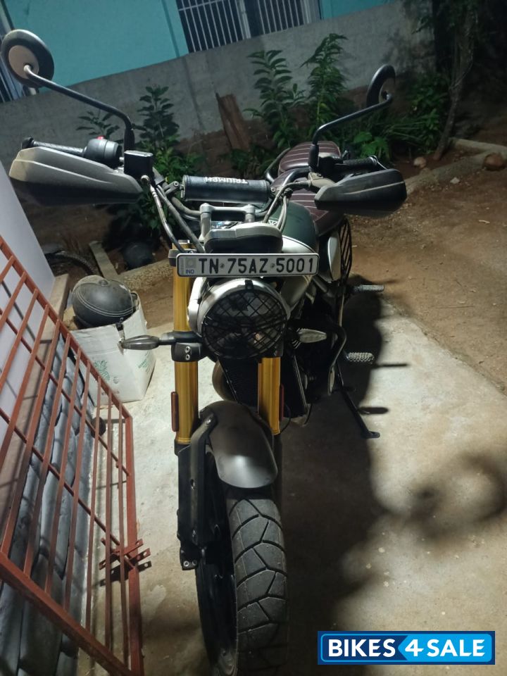 Triumph Scrambler 400 X