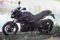 Black Bajaj Pulsar N160