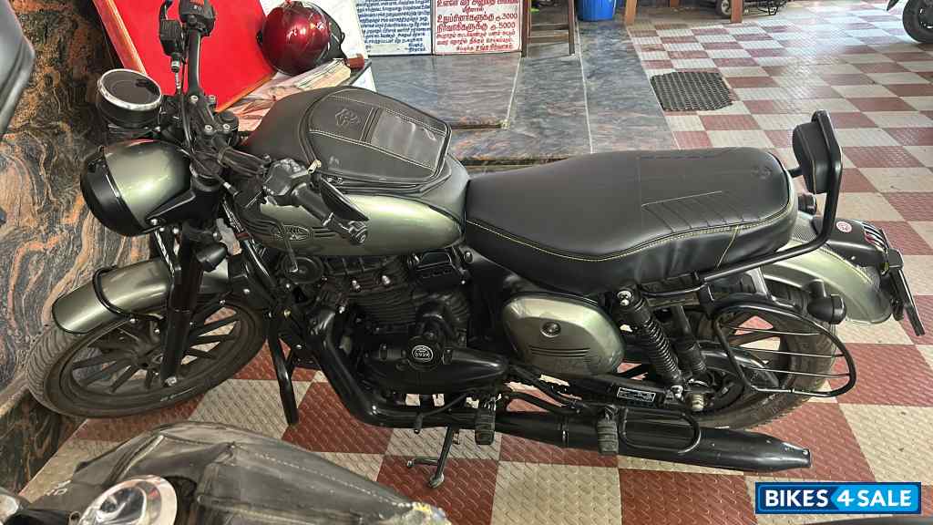 Jawa 42 Dual Channel ABS Cosmic Carbon