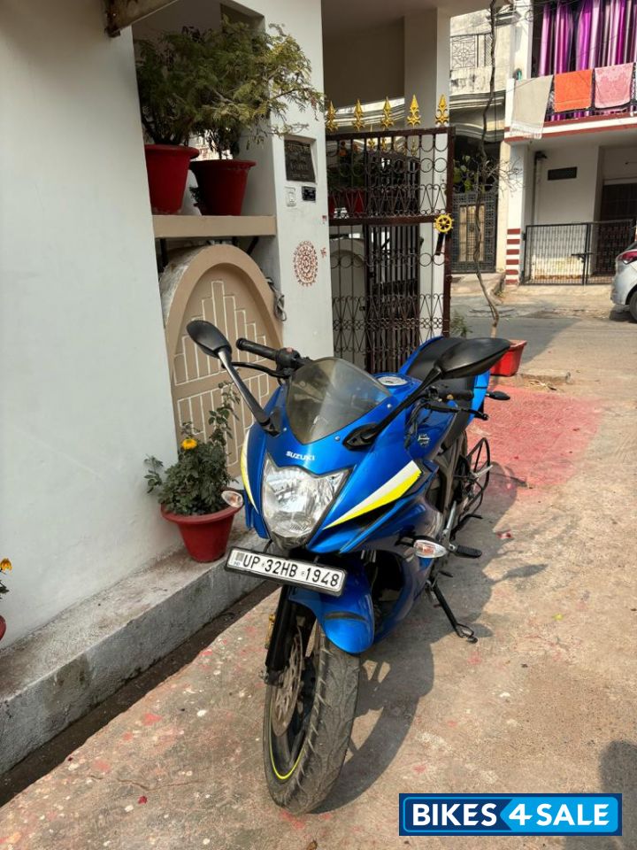 Suzuki Gixxer SF