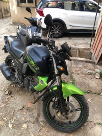 Green And Black Yamaha FZ
