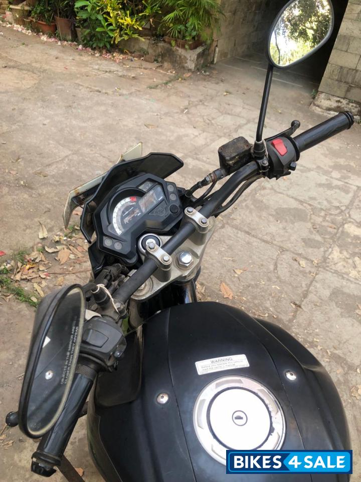 Green And Black Yamaha FZ