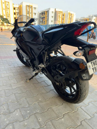 Dark Knight Yamaha R15 V4