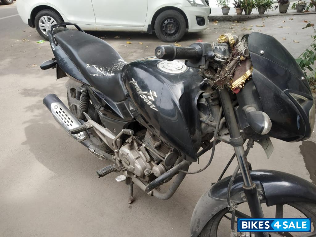 Black Bajaj Pulsar 150 DTSi