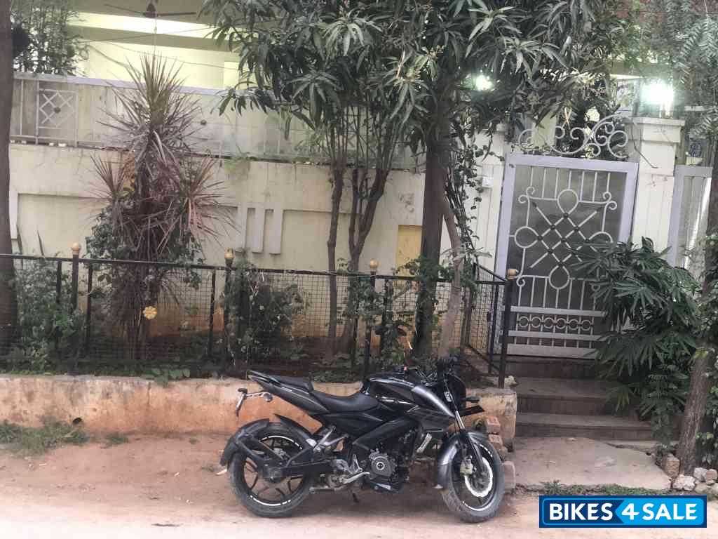 Bajaj Pulsar NS200
