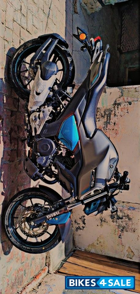 Cyan Gray Yamaha FZ-S FI V3