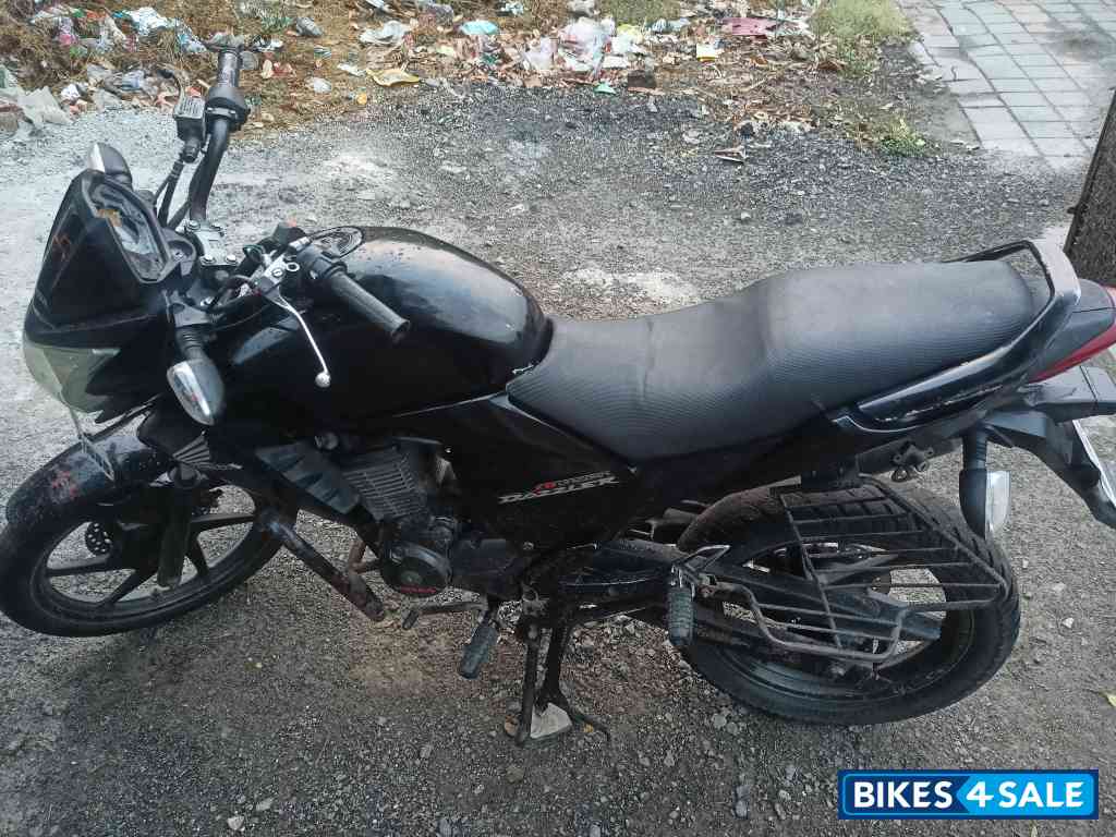 Black Honda Unicorn Dazzler