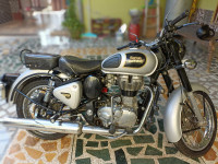Royal Enfield Classic 350 BS VI