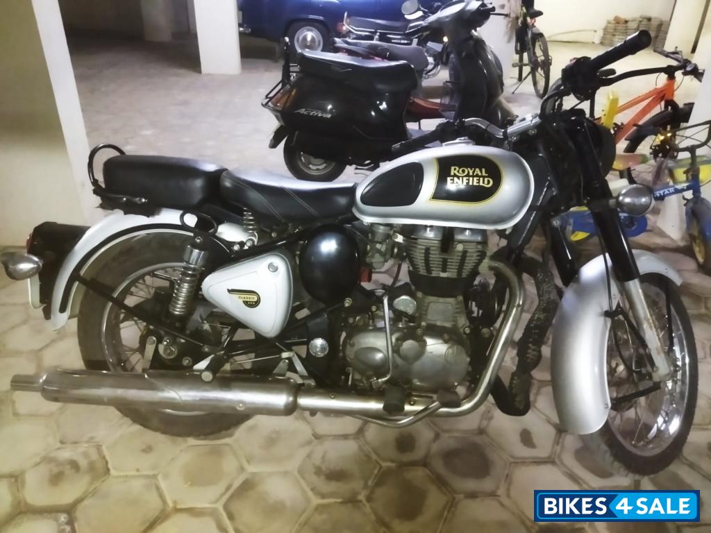 Royal Enfield Classic 350 BS VI