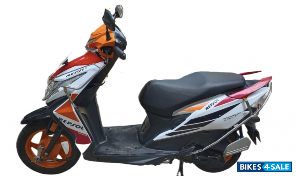 Honda Dio 125 Repsol Edition