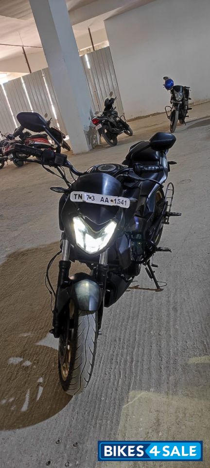 Bajaj Dominar 400