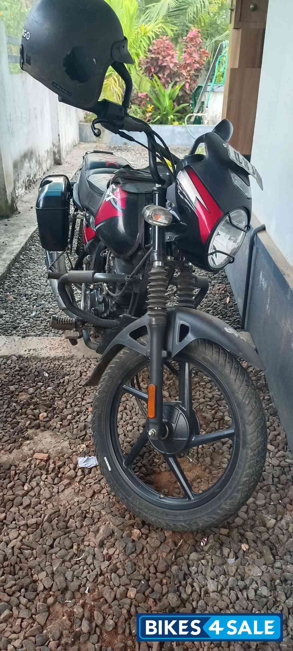 Black Wit Red Bajaj CT110X