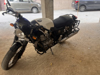 White Royal Enfield Continental GT 650 Twin