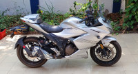 Matt Silver Suzuki Gixxer SF 250